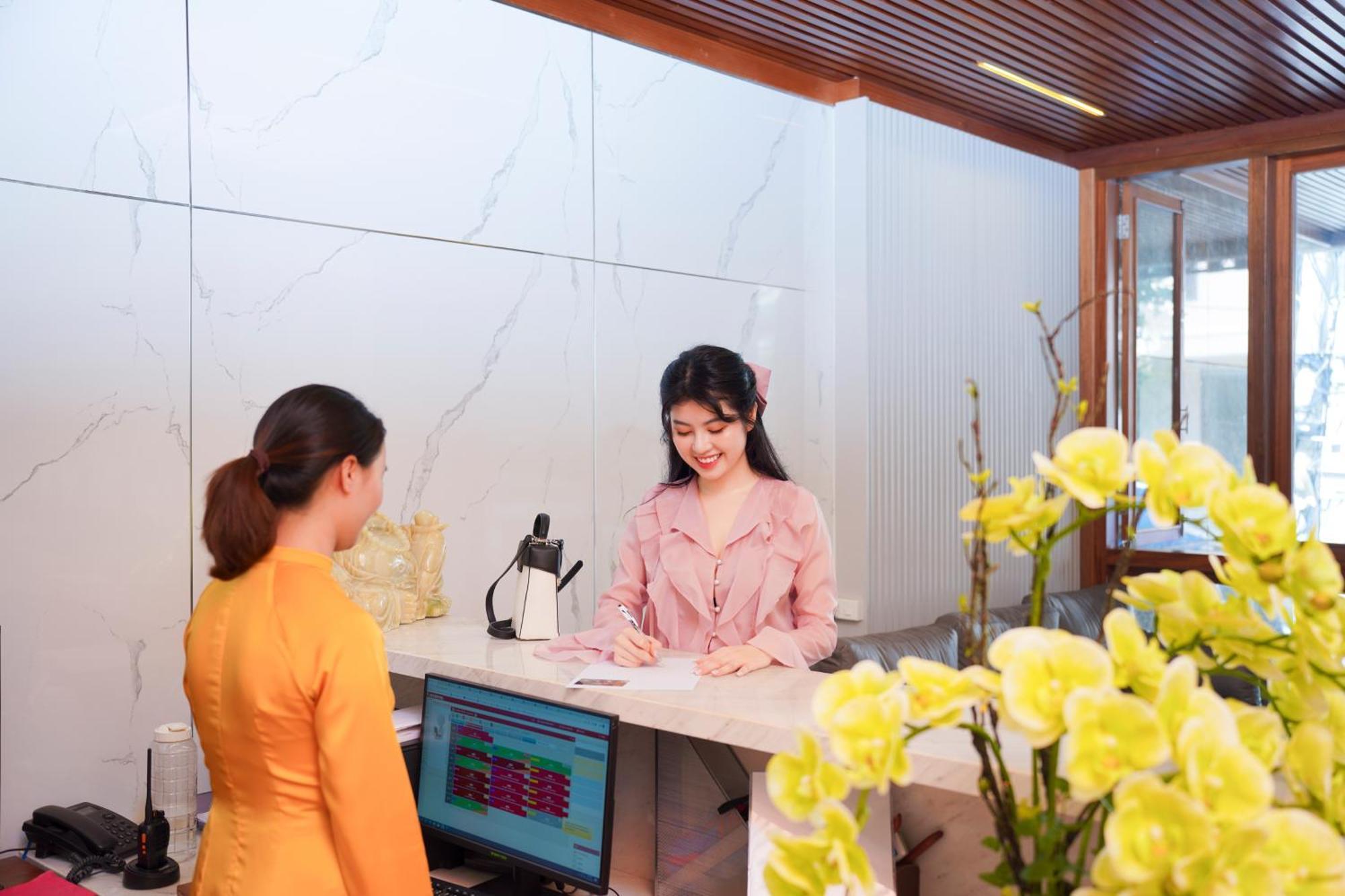 Sea Wind Hotel By Thg Đà Nẵng Extérieur photo